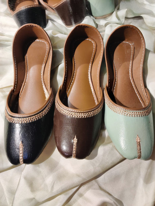 LEATHER REGSEEN